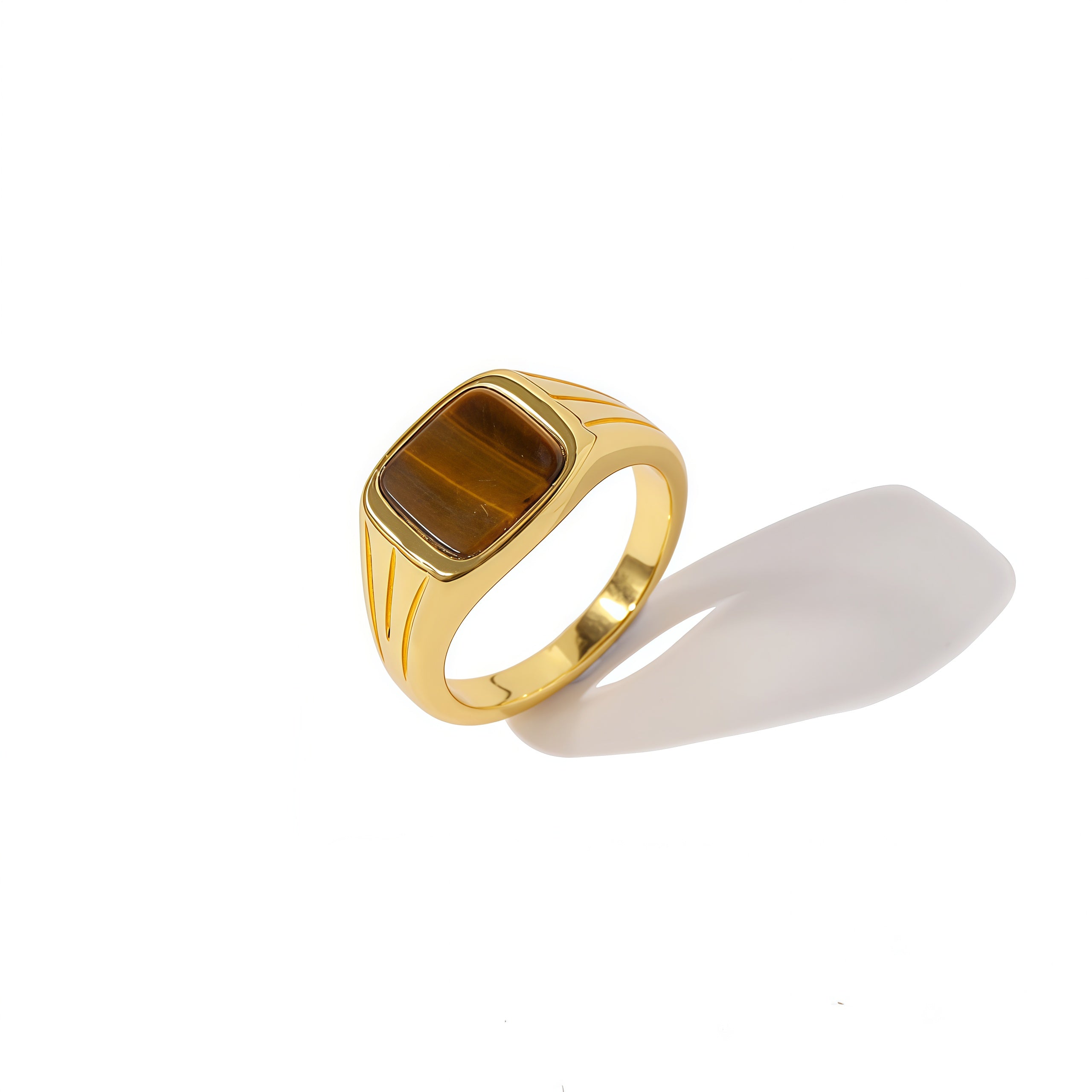 Eleganza Vintage: Anello con Malachite Naturale e Ottone Dorato