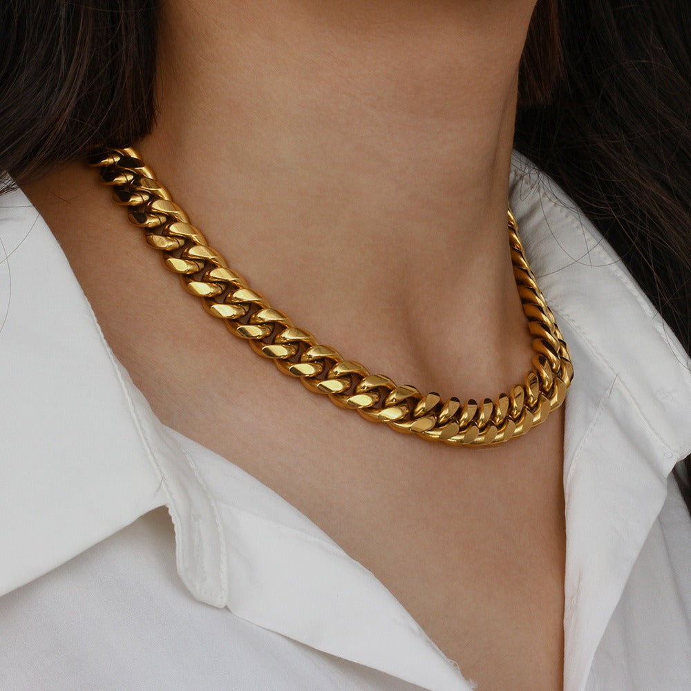Urban Queen Cuban Chain - Il Tocco Streetwear che Fa la Differenza