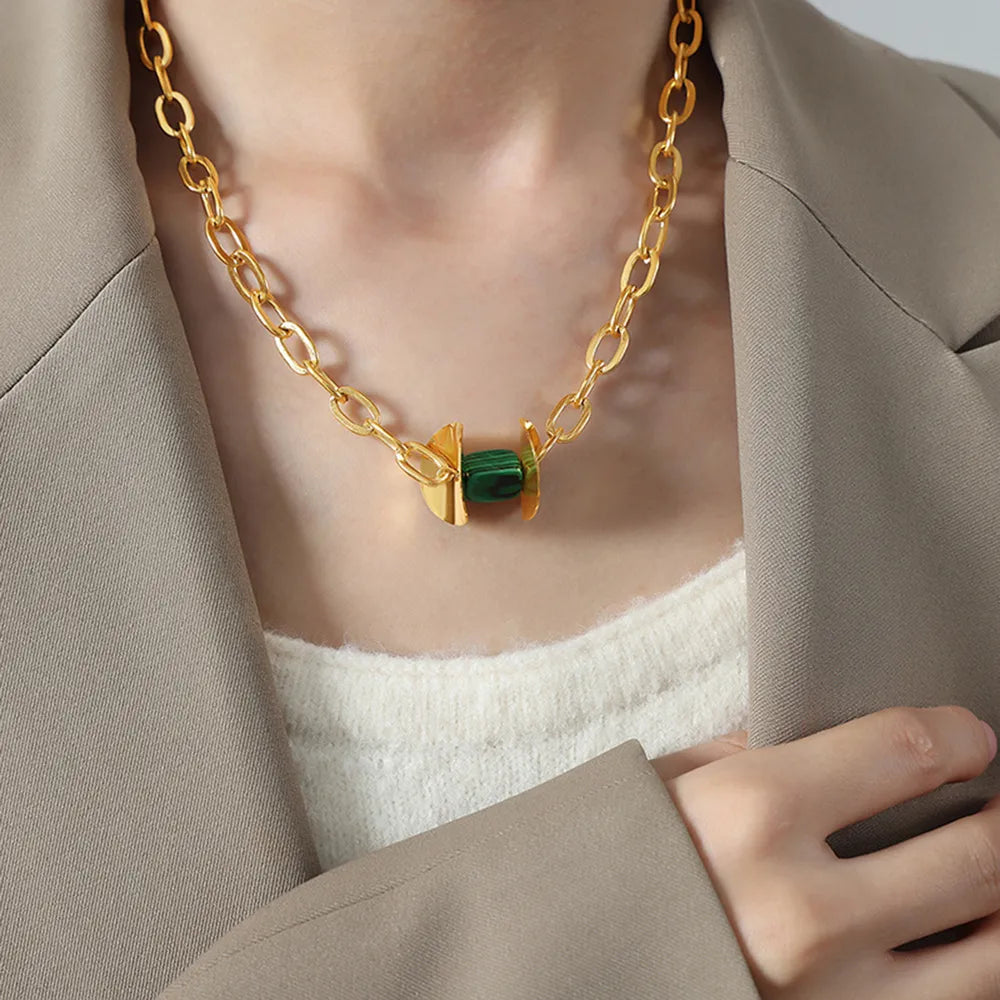 Collana con Pendente in Pietra Naturale e Acciaio Titanio