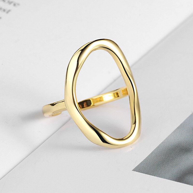 Geometric Aura Ring - L'Arte Minimalista in un Gioiello