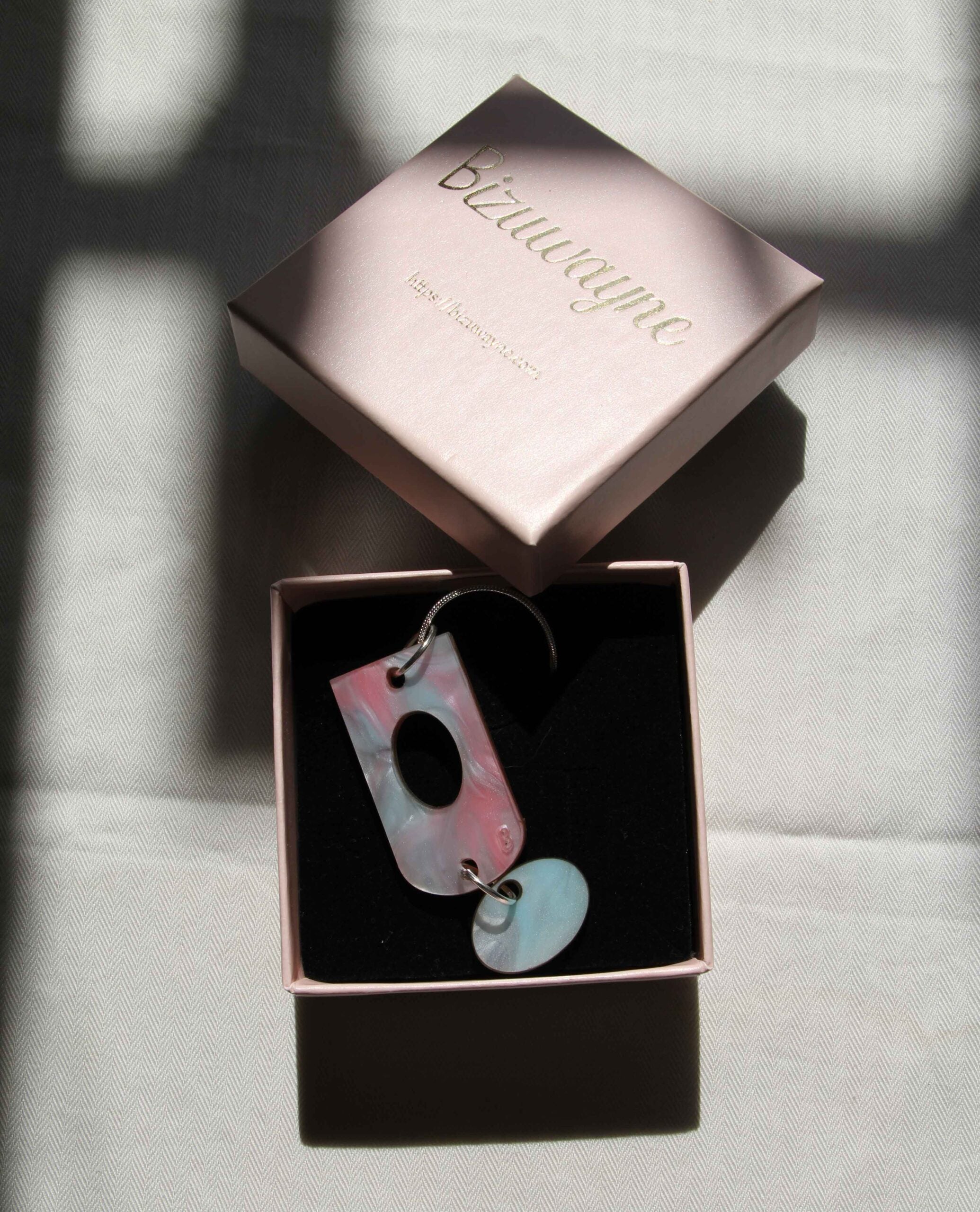 Ellisse Sospesa – Collana Intrigue