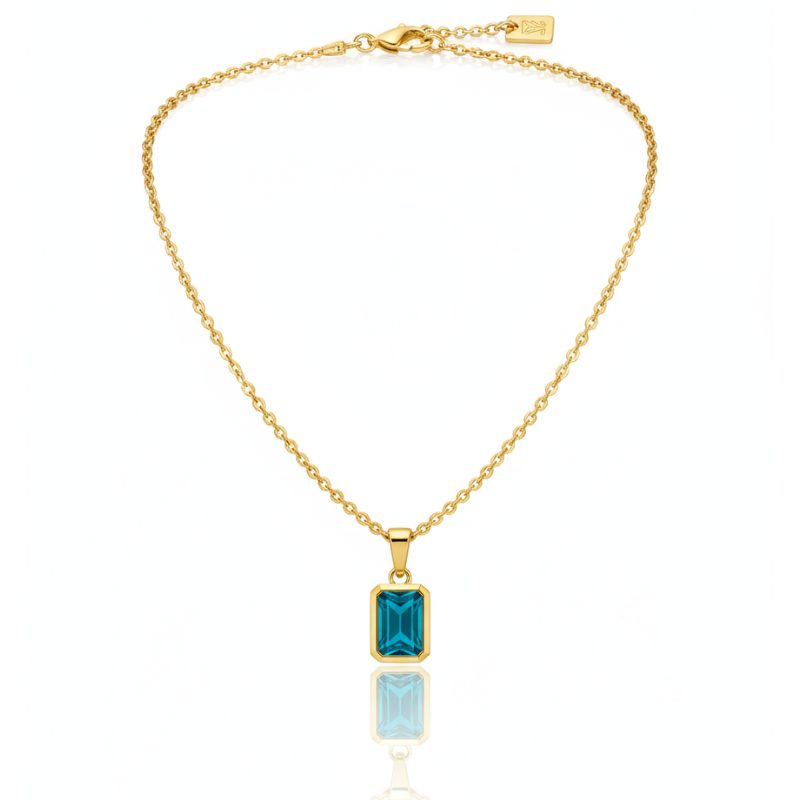 “Sigillo Blue” – Collana Maschile in Oro 18kt con Pendente Rettangolare Blue