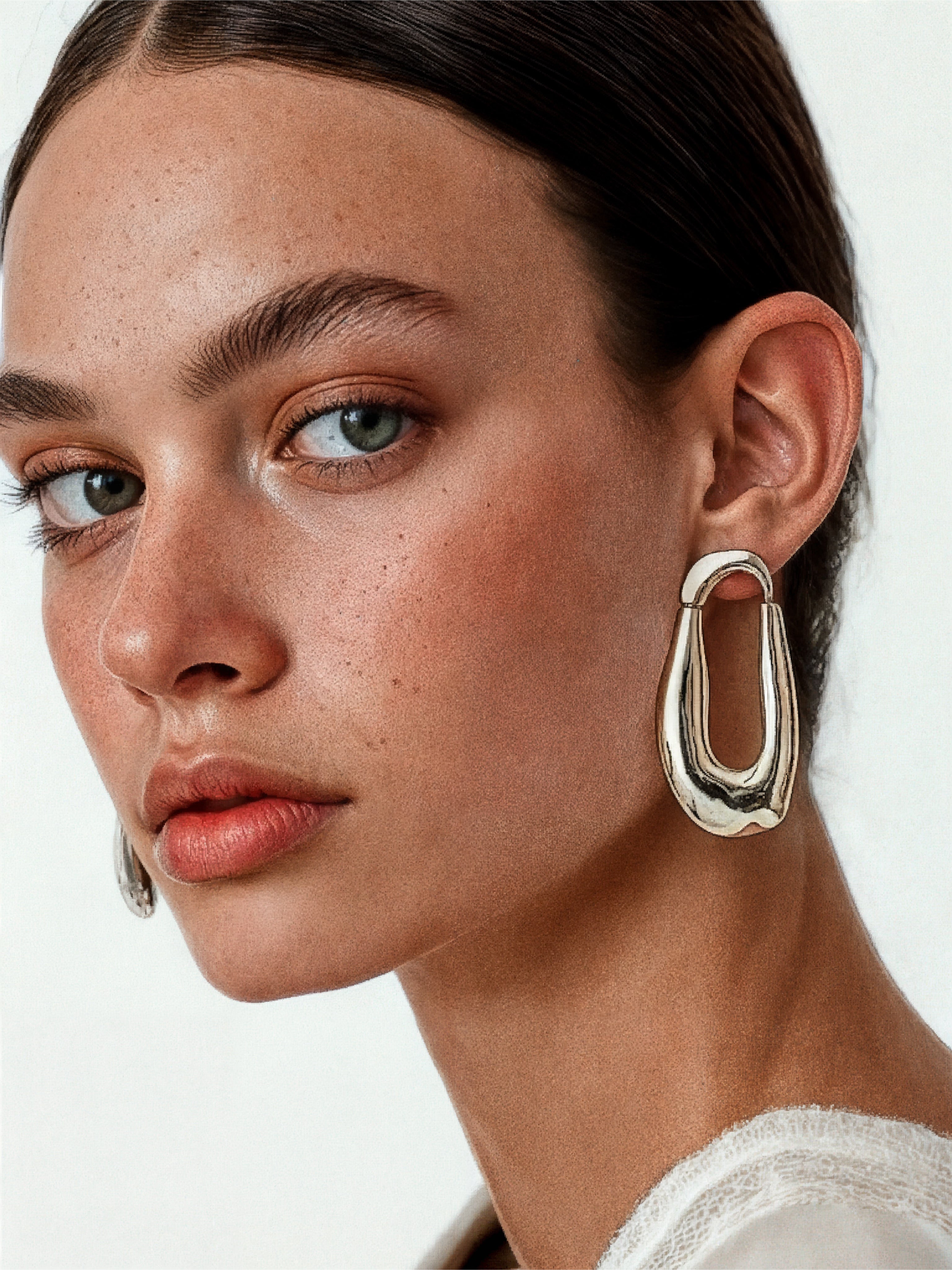 Orecchini Estellamare – Pure Eleganza Metallizzata