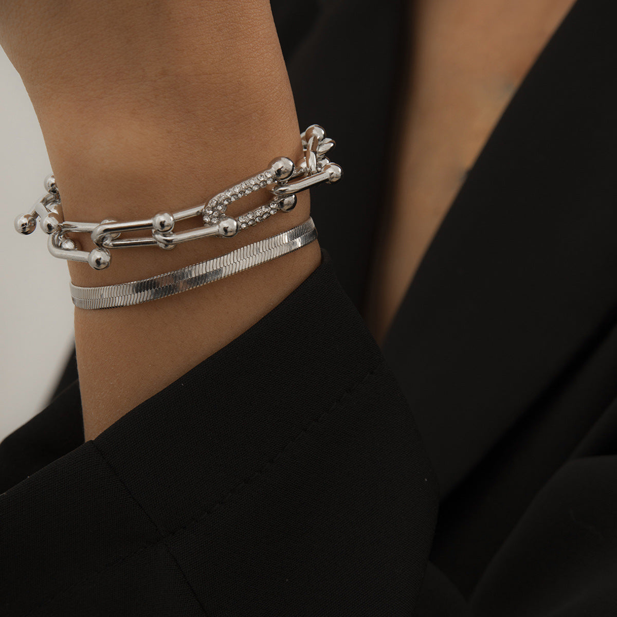 Bracciale Snake Bone Metallico con Fibbia Quadrata U-Shape