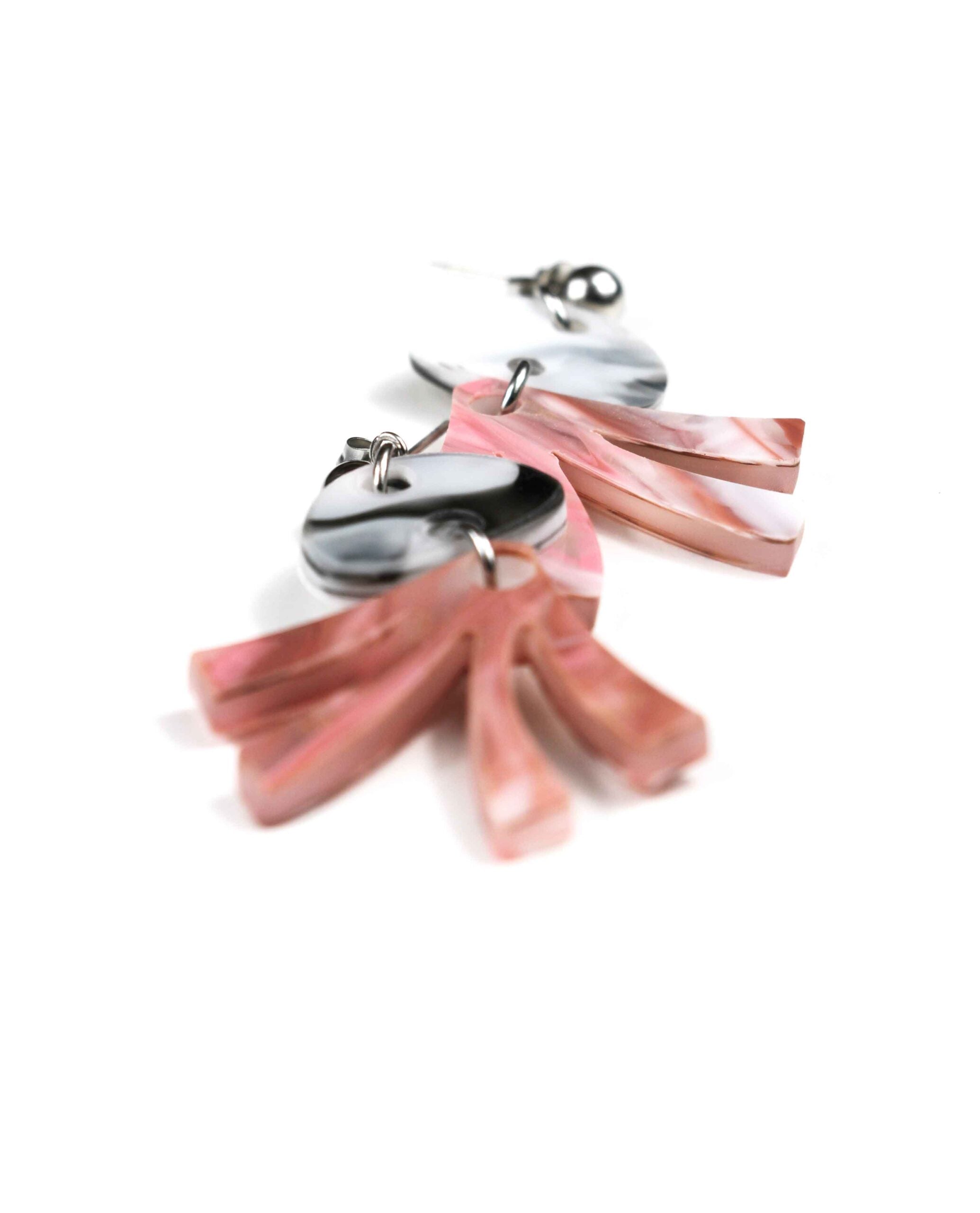 LUCE MODERNA — Orecchini Eleganti dal Design