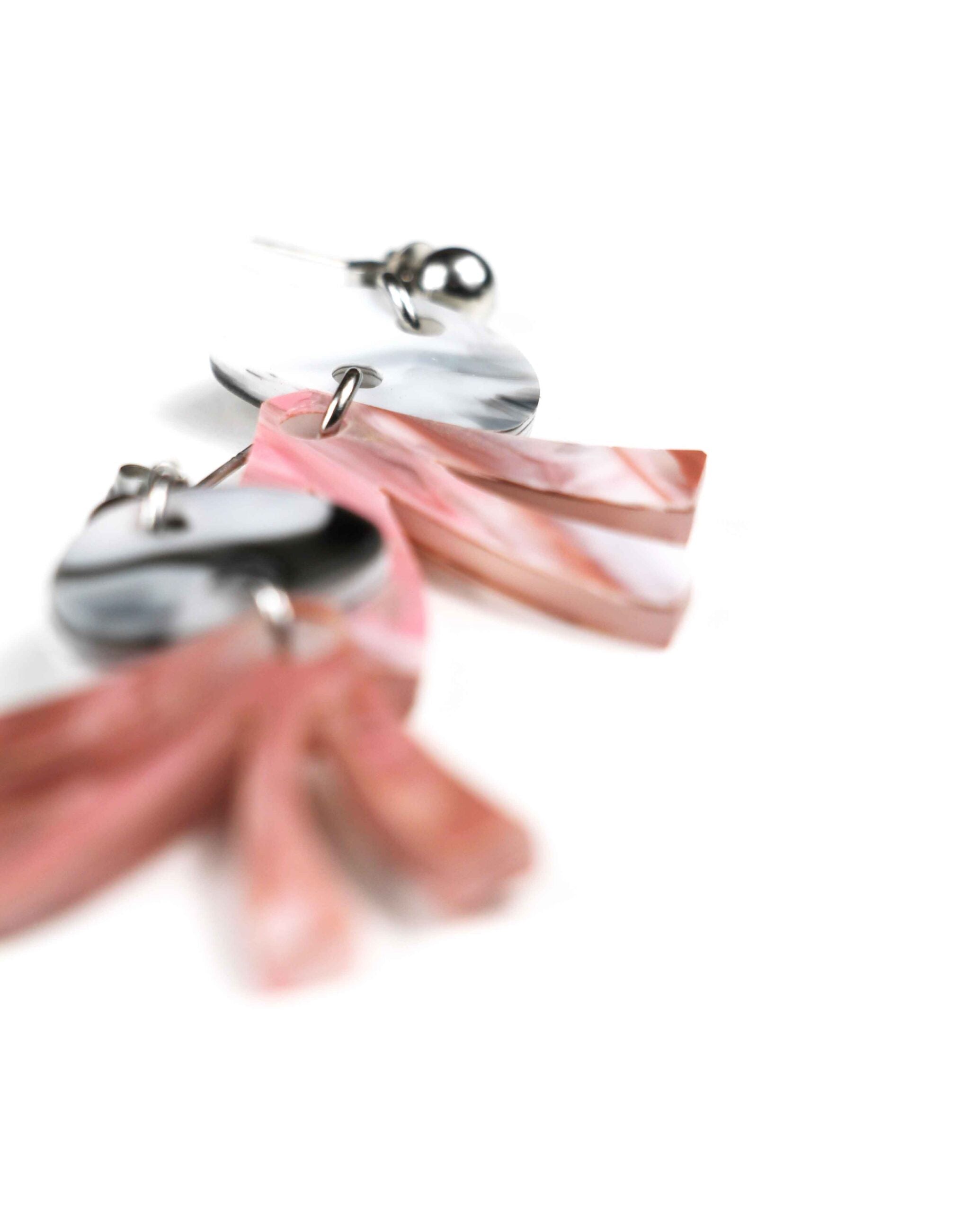 LUCE MODERNA — Orecchini Eleganti dal Design