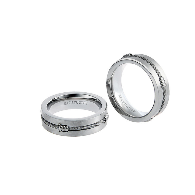 Anello “Metal Wind” — Essenziale, urbano, impossibile da ignorare