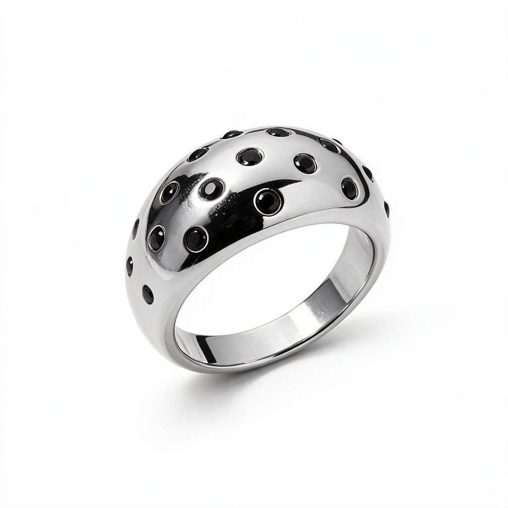 L’Anello Cupola delle Stelle Nere – Maestria Italiana in Argento 925