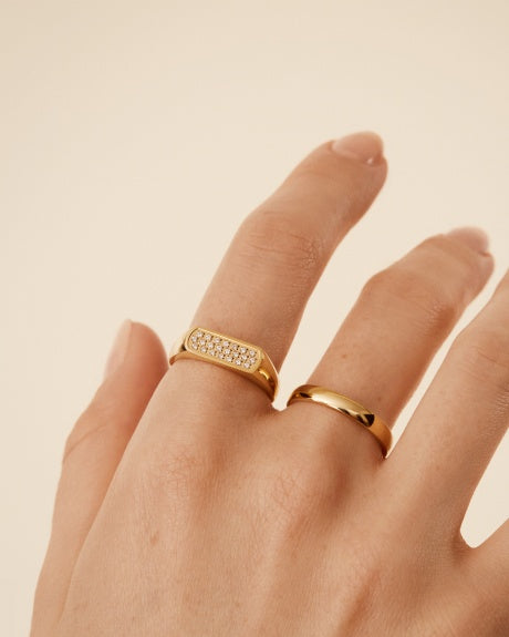 Anello "Luce Infinita" in Argento 925 — Il Bagliore che Ti Racconta