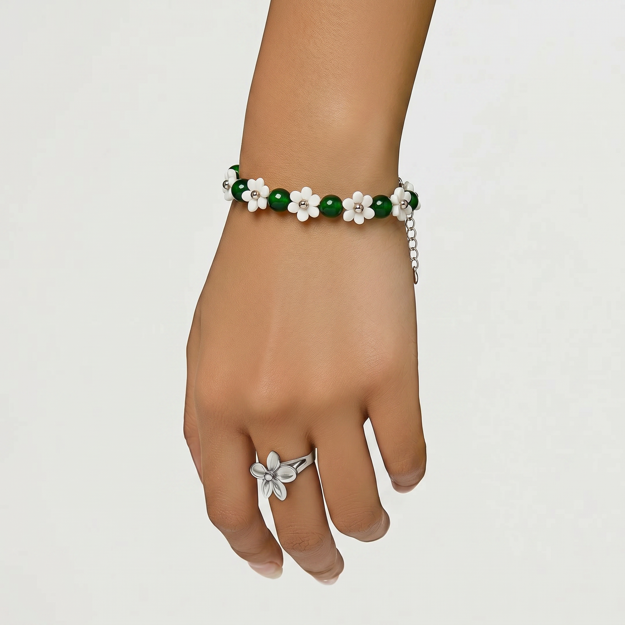 Bracciale Sinfonia di Primavera: Un Giardino di Luce al Tuo Polso