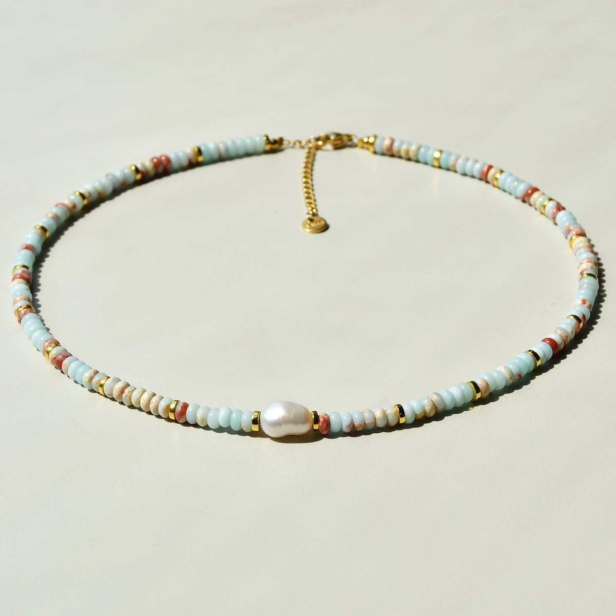 Collana Magica di Perle e Pietre