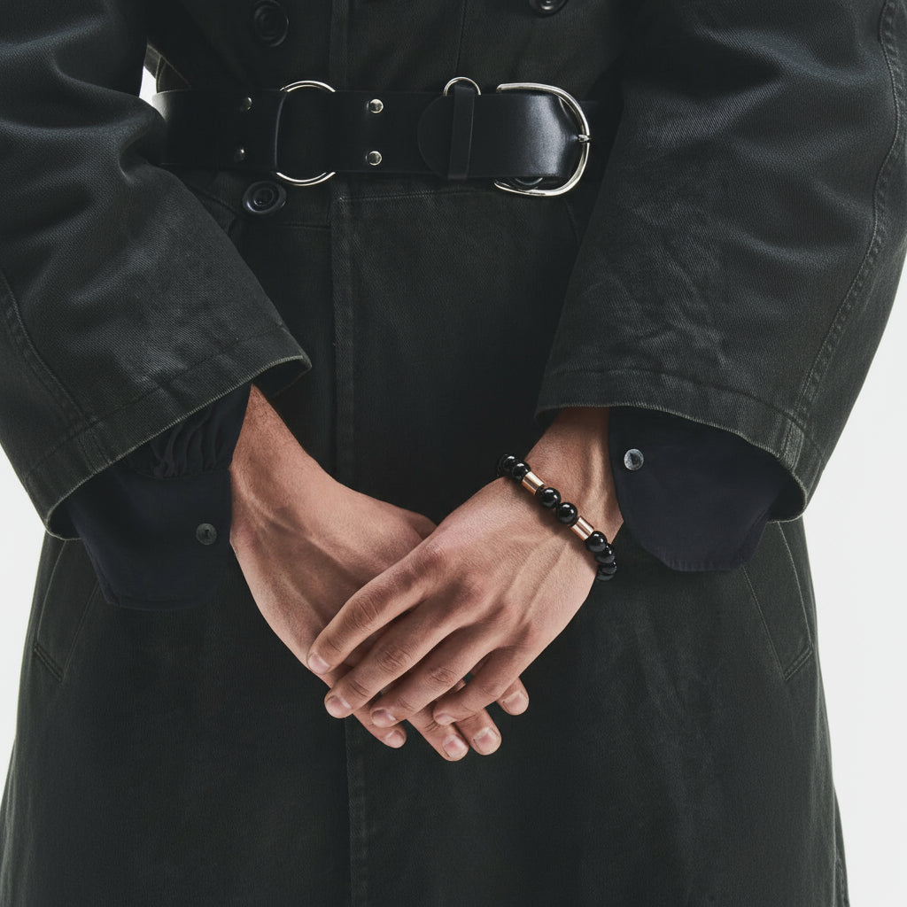 "Contrasti Opposti" – Bracciale Estellamare con perle in onice