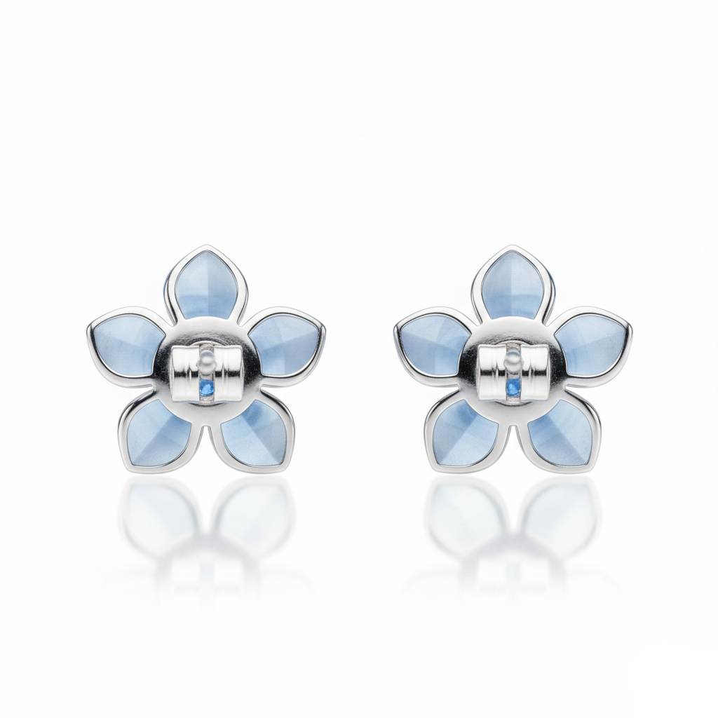 Petali di Cristallo Celeste - Orecchini Floreali in Quarzo Blu