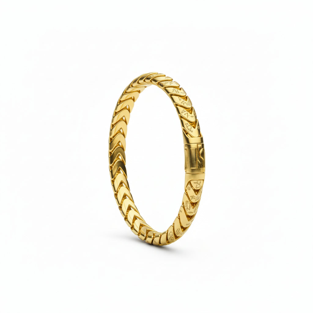 "Leone Dorato" – Bracciale Estellamare in acciaio IP oro con incisioni regali
