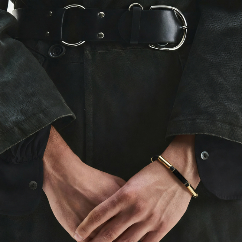 "Linea Aurea" – Bracciale Estellamare in ceramica e acciaio dorato