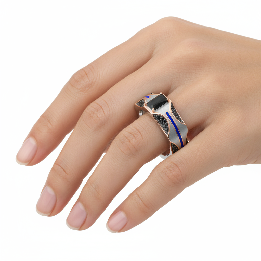 Tempesta di Sera – Anello con Bordo Testurizzato e Onice