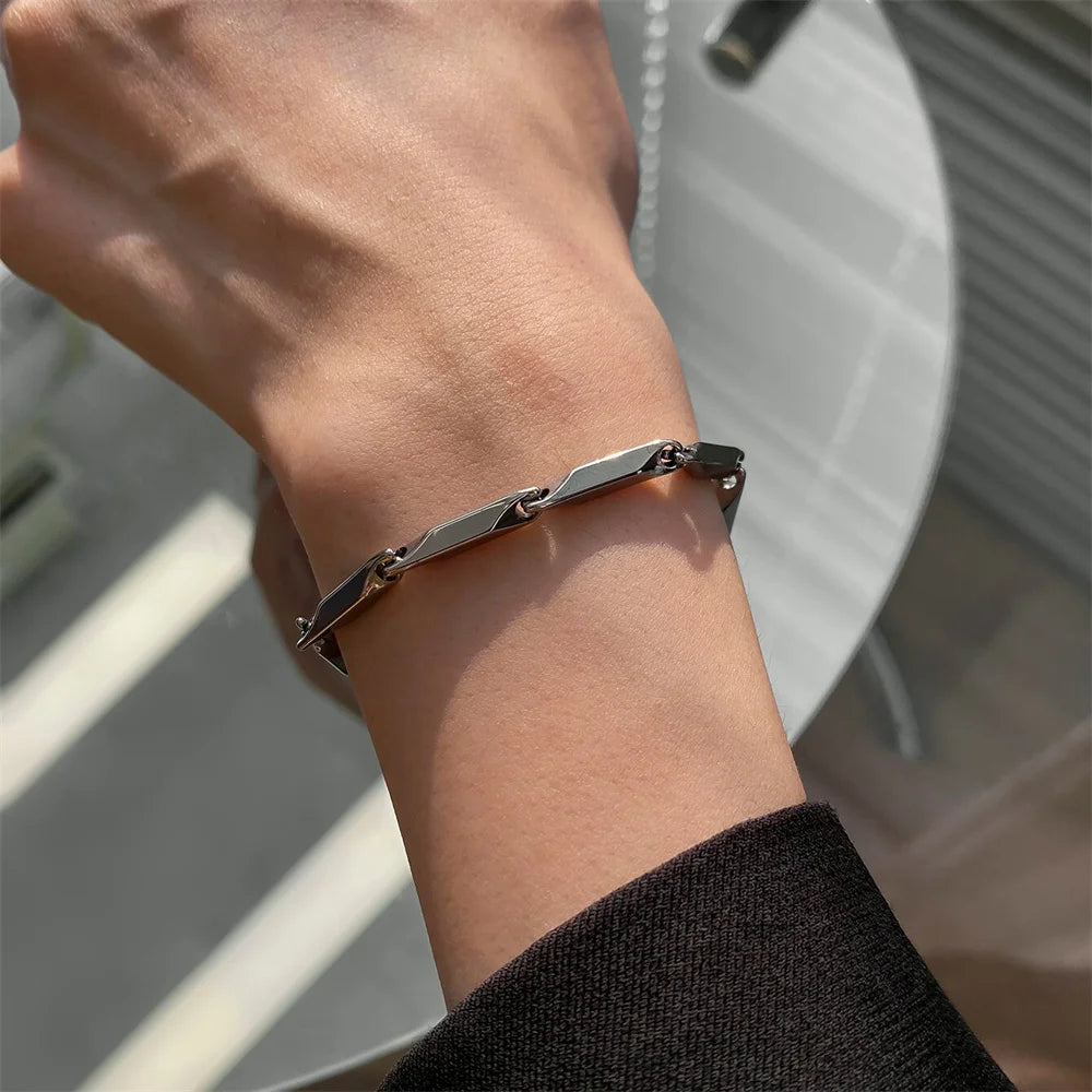 Bracciale Elegante in Acciaio
