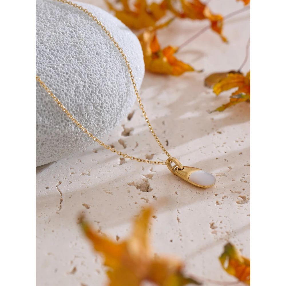 Collana Magica con Conchiglia Dorata