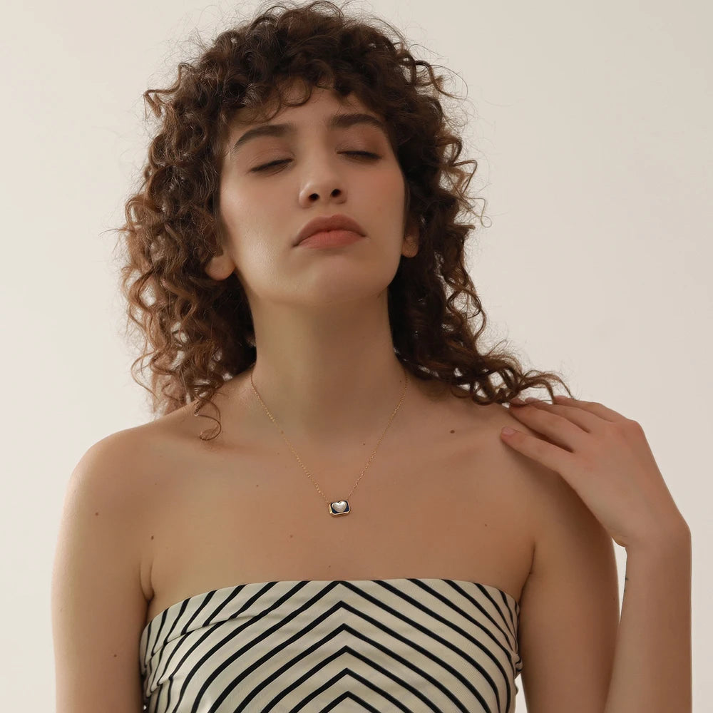 Collana Cuore Geometrico Incantevole