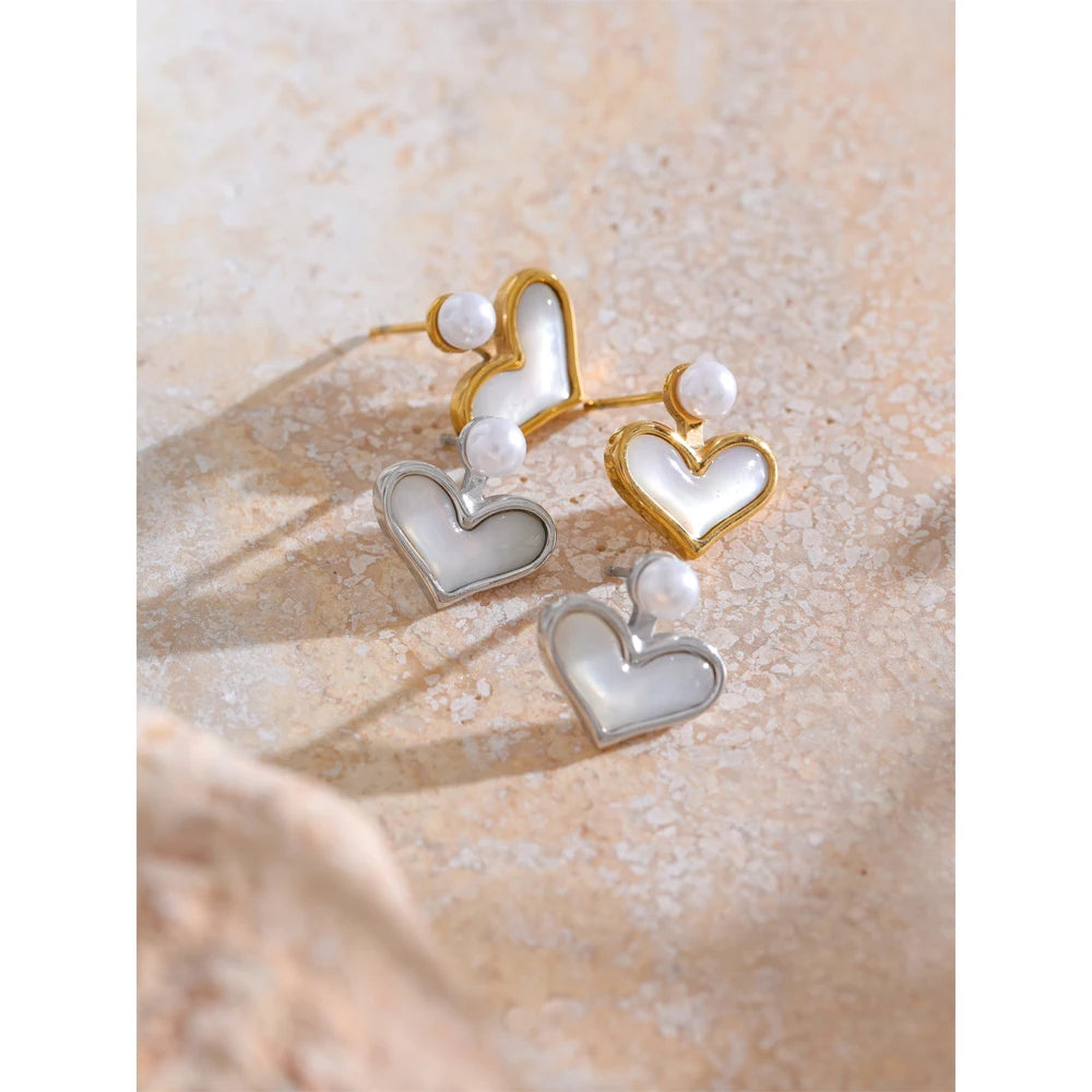 Orecchini Cuore Perla Elegante