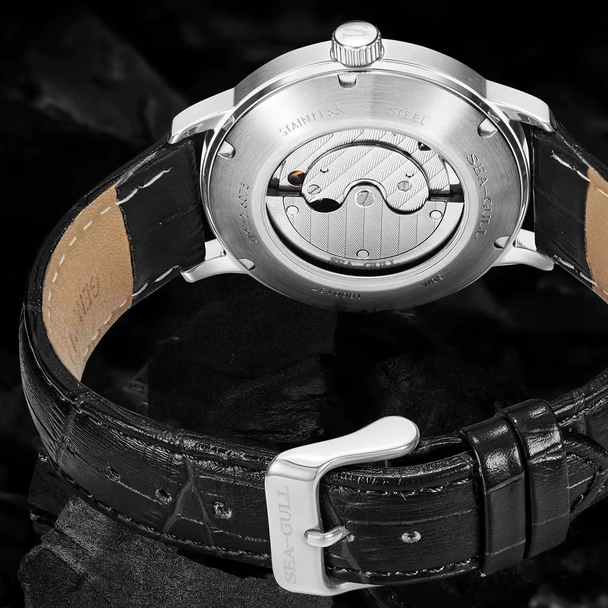 Orologio Elegante di Precisione