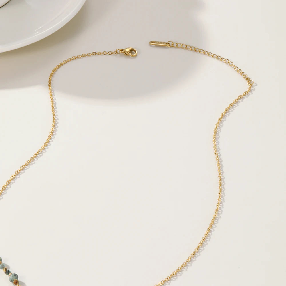 Collana Elegante con Pietre Naturali