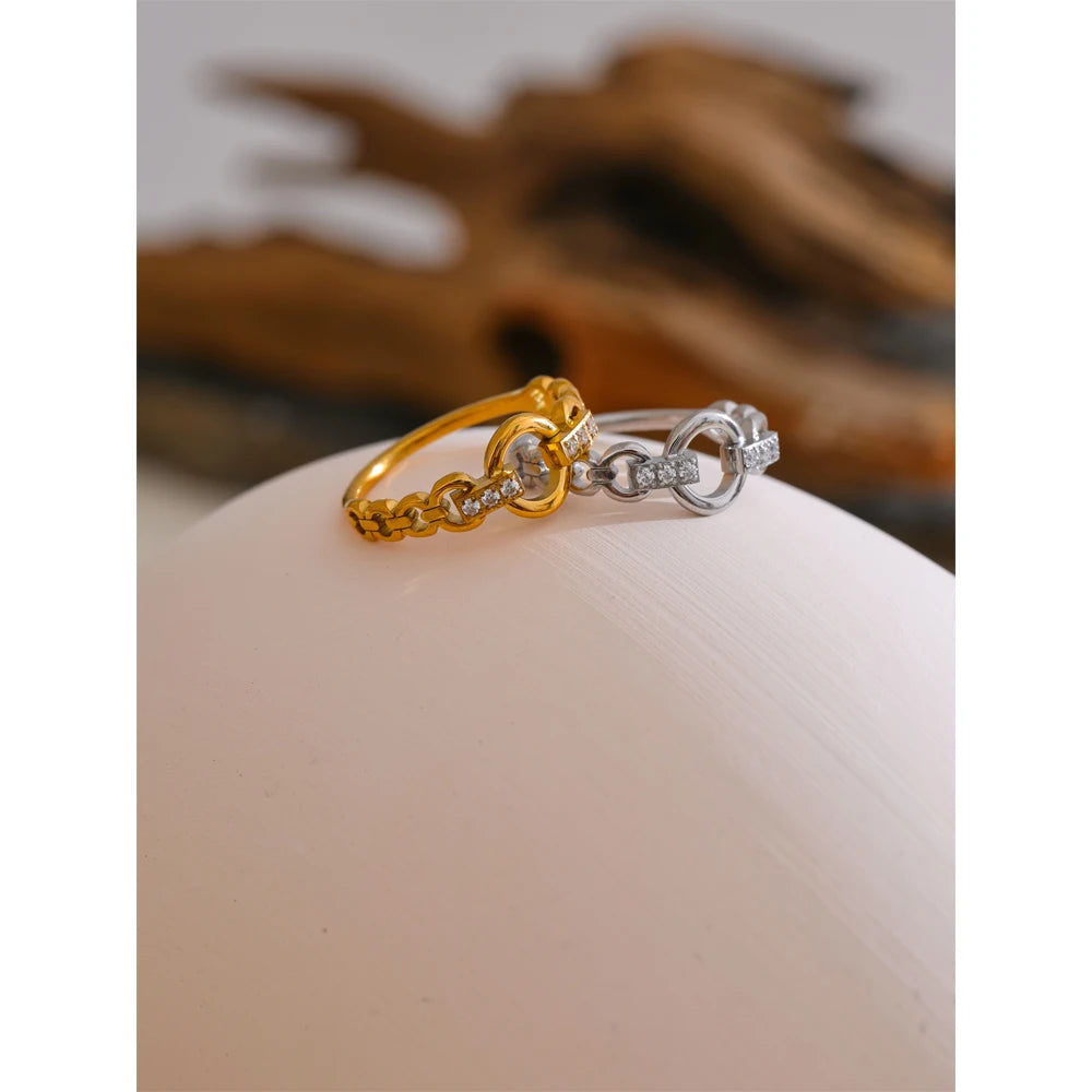 Anello Glamour con Zirconi