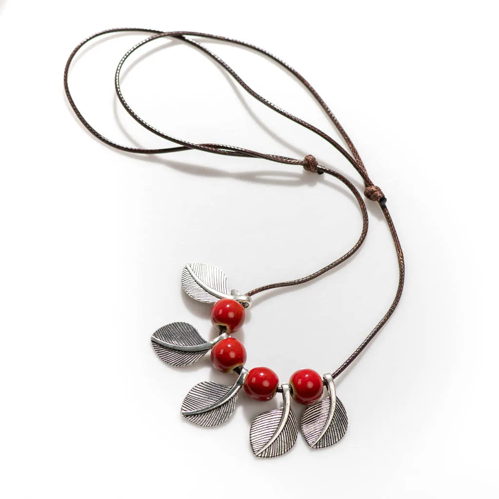 Collana Foglia Boho Artigianale