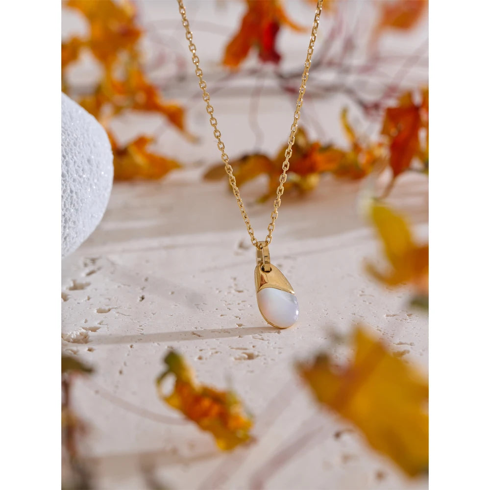 Collana Magica con Conchiglia Dorata