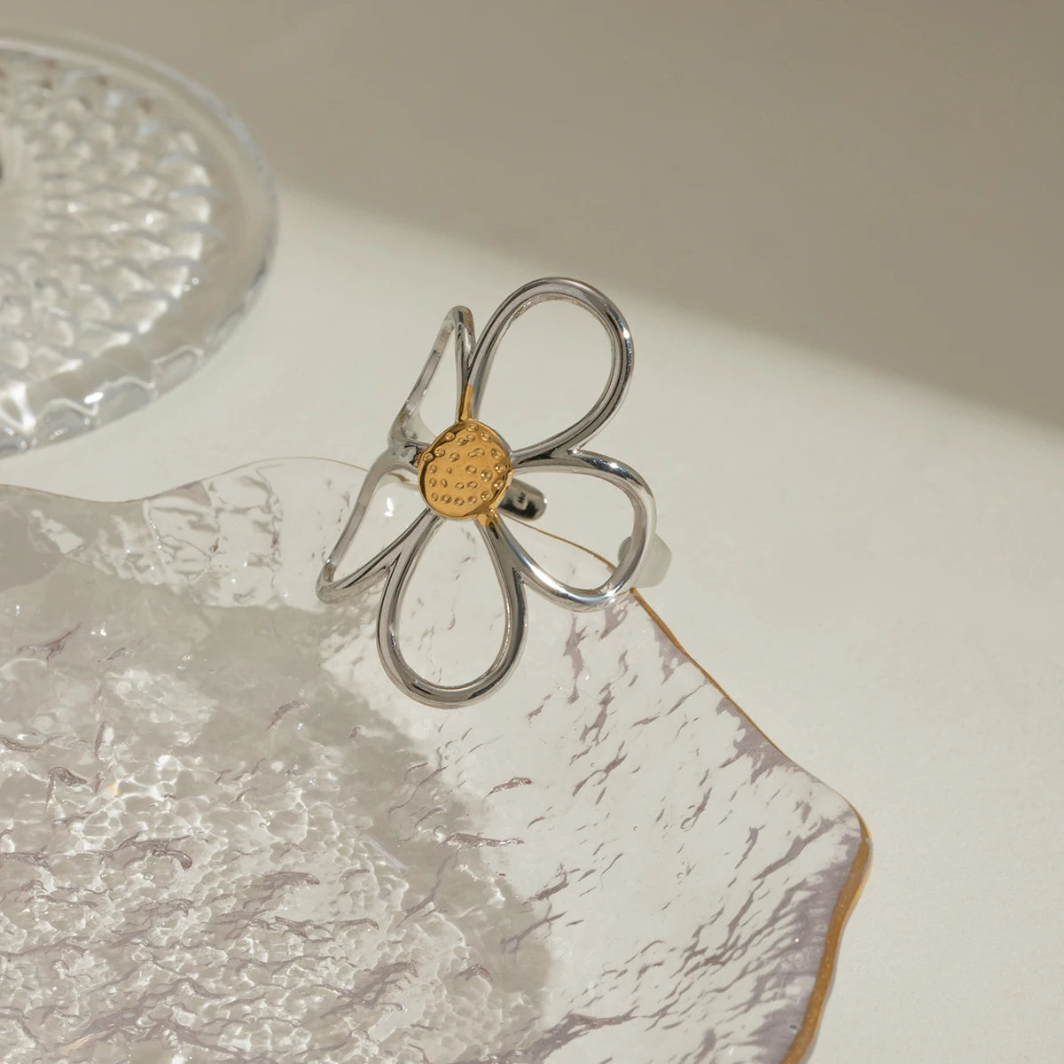 Anello Fiore Vintage Elegante