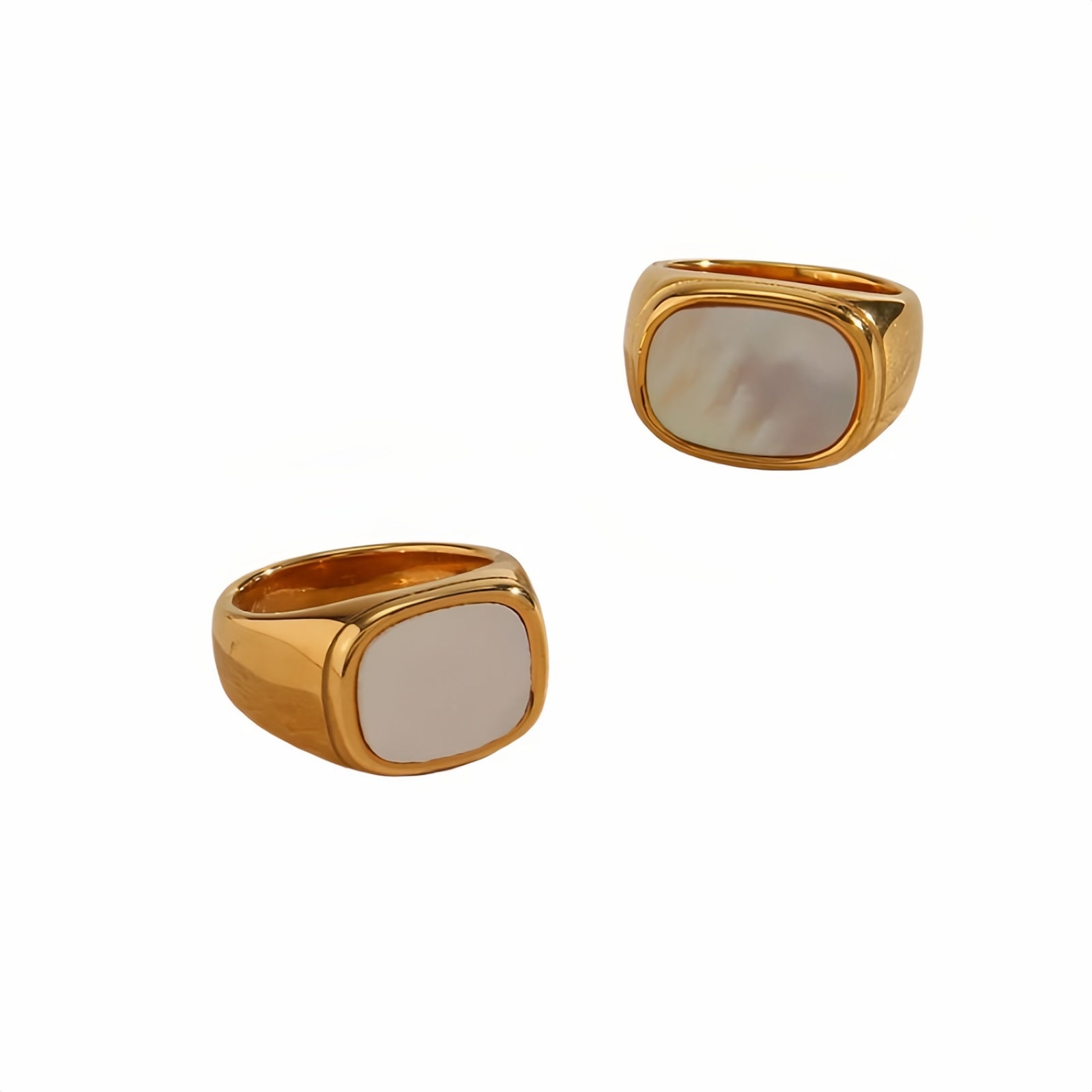 Pearl Essence Square Ring - Eleganza Minimalista con un Tocco di Lusso