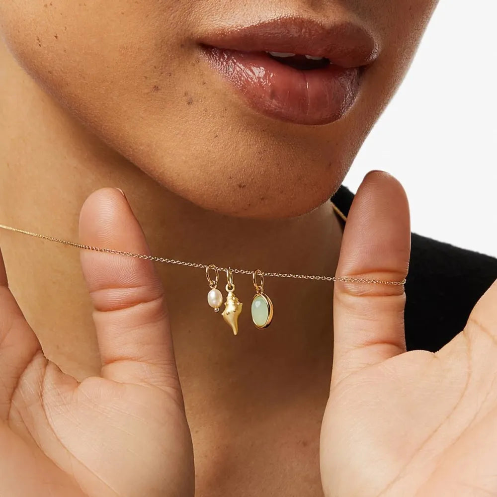 Collana con Ciondolo Conchiglia e Cristallo Naturale Placcata Oro 14K