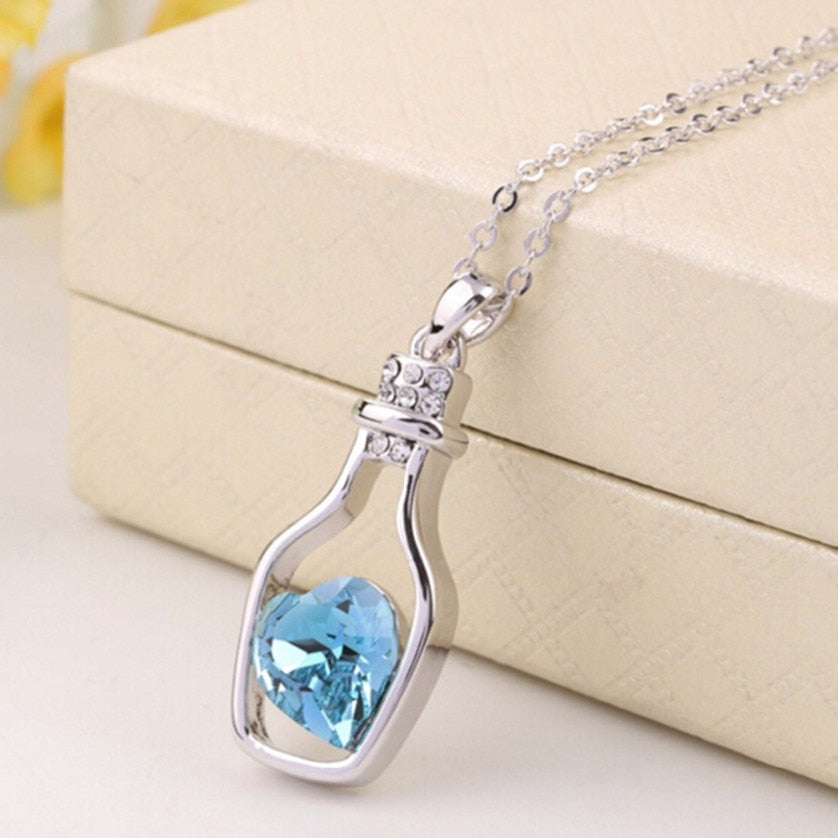 Wish Bottle Heart Necklace - Il Tuo Desiderio Incastonato in un Gioiello