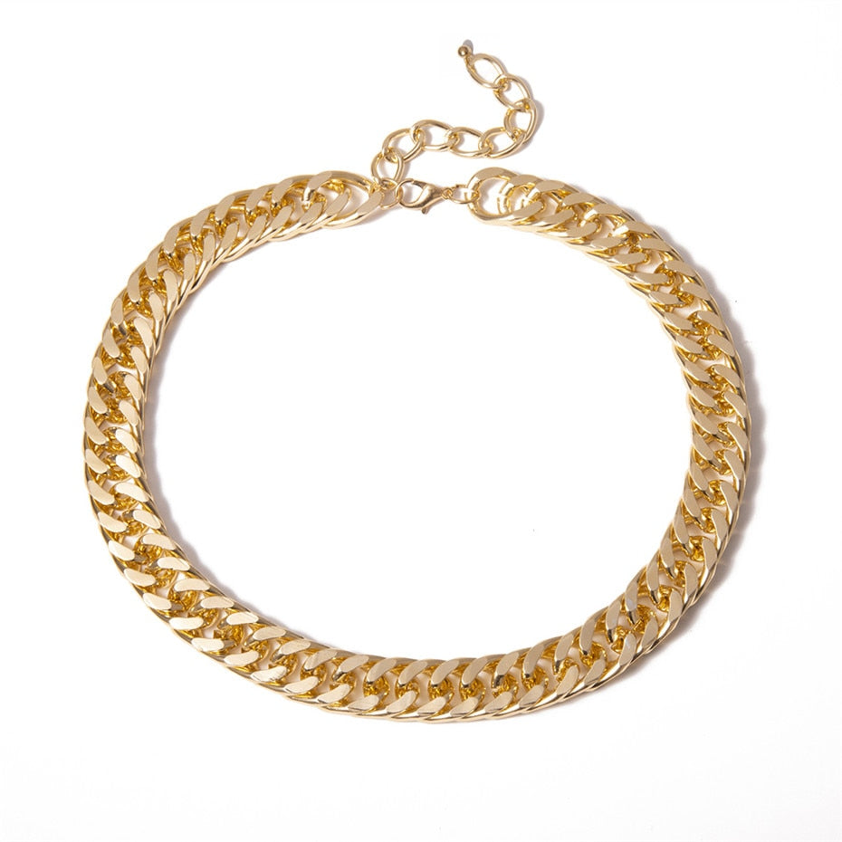 Urban Chain Choker - L'Essenza del Coolness Metallico