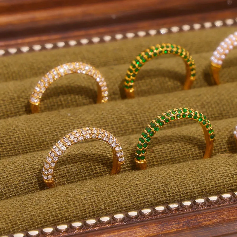 Anello Zirconi Luxury - Eleganza Senza Tempo