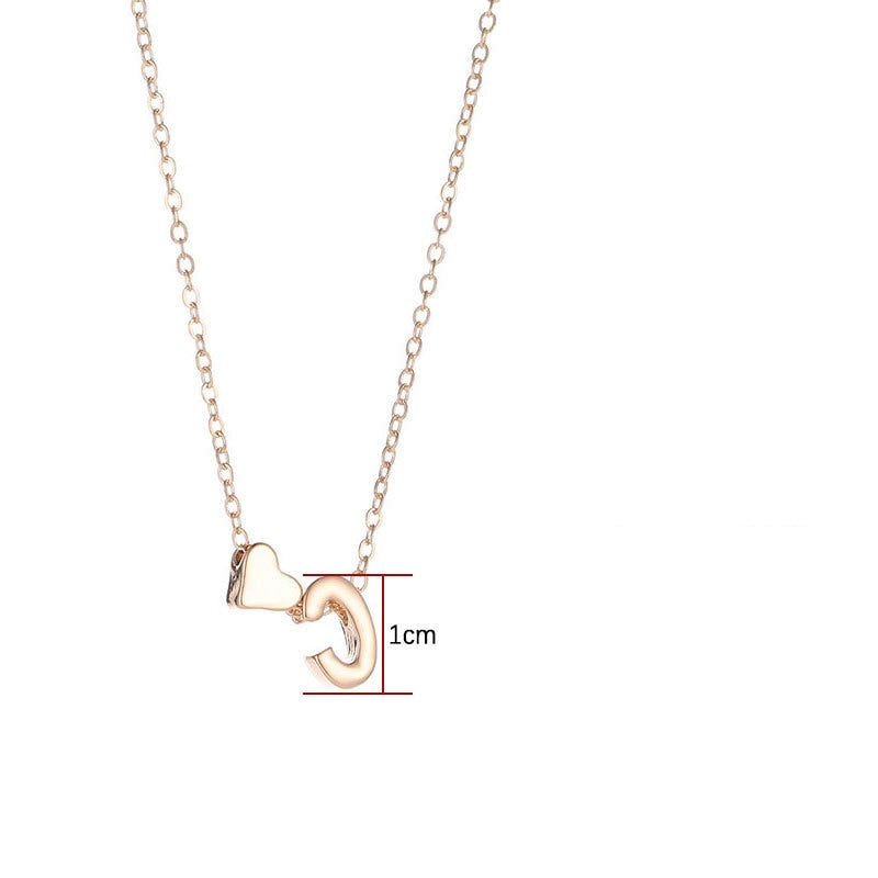 Tiny Heart Initial Necklace - Dolcezza Minimalista con un Tocco Personale