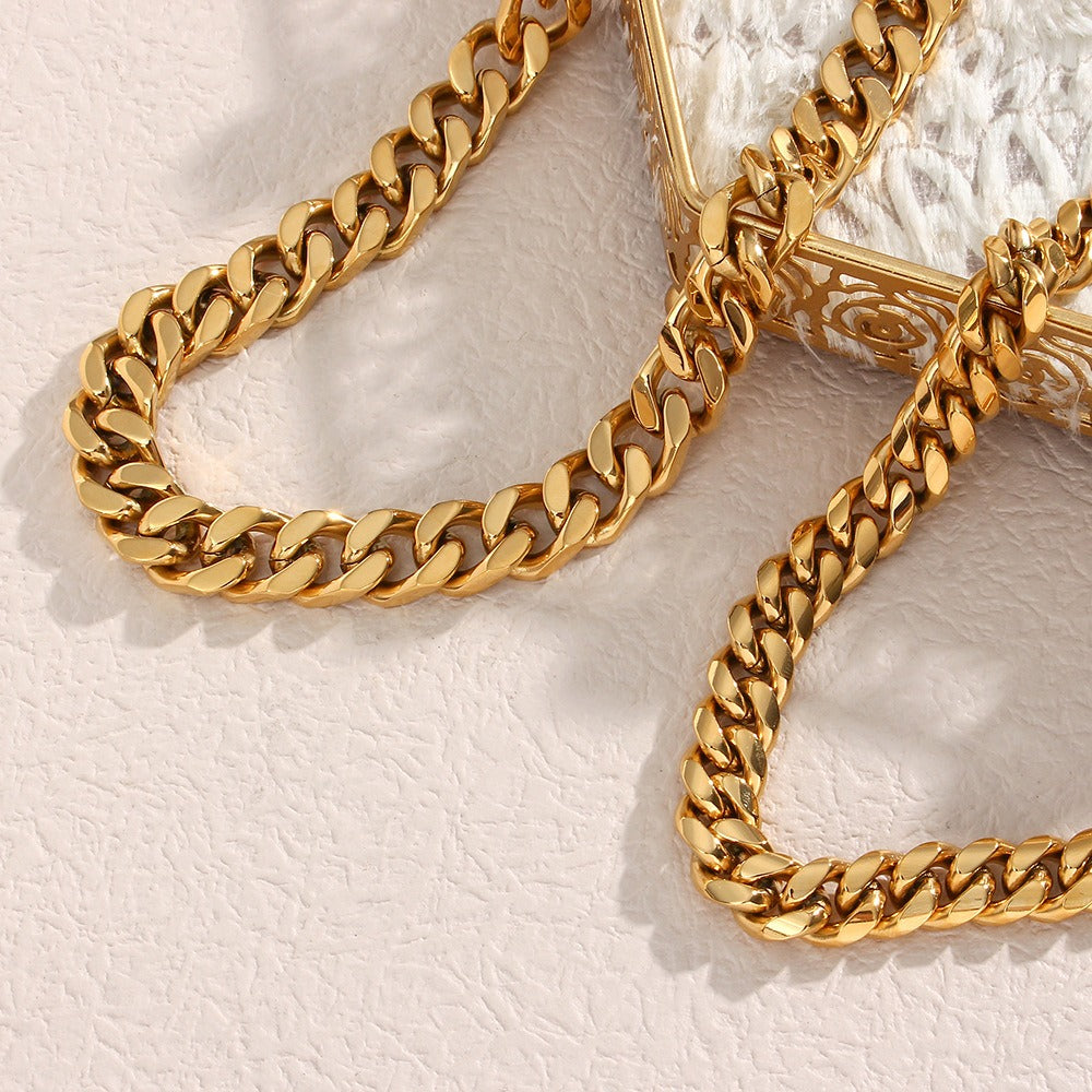 Urban Queen Cuban Chain - Il Tocco Streetwear che Fa la Differenza