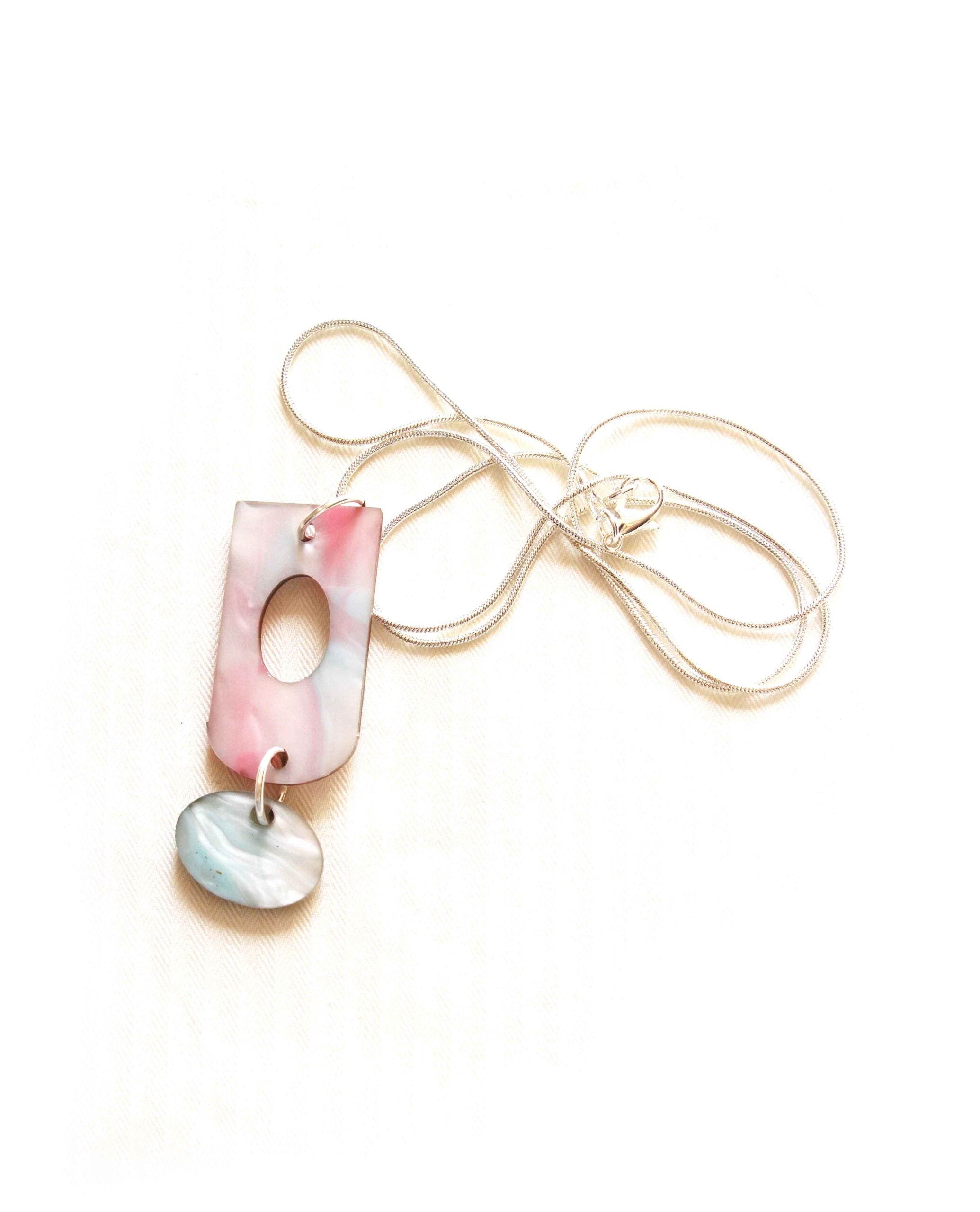 Ellisse Sospesa – Collana Intrigue