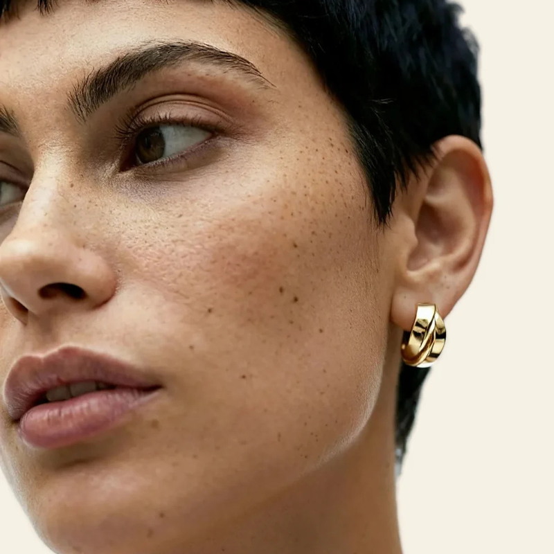 Estellamare Twisted Gold Hoops