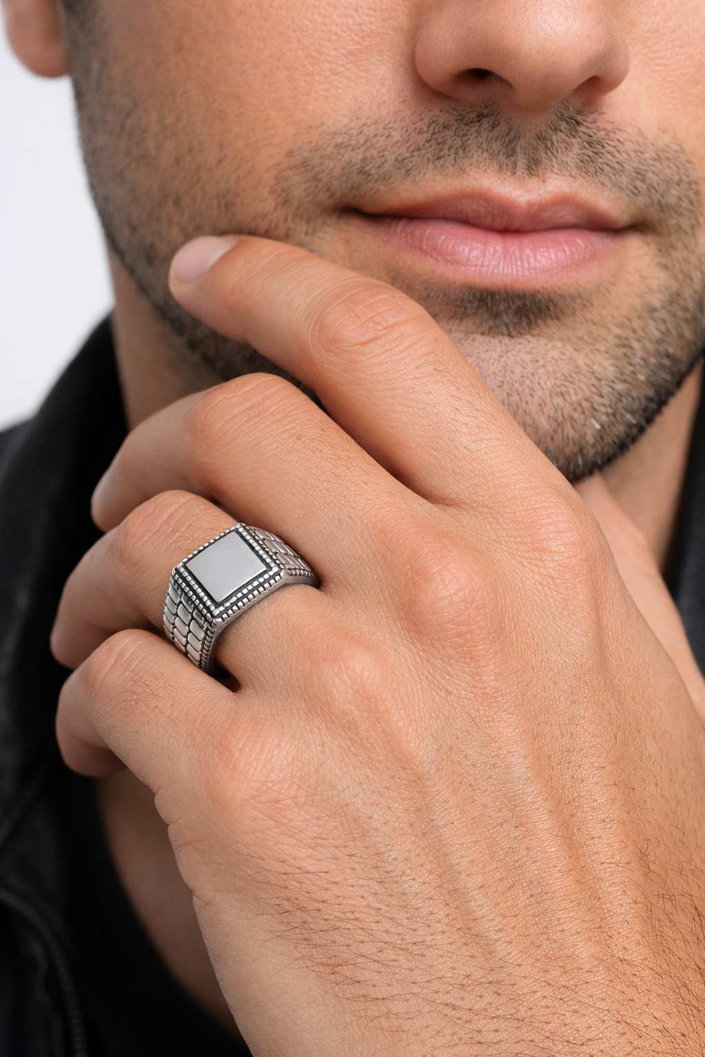 Nodo d’Onice — Anello Watchband in 316L, Look Rock e Raffinato