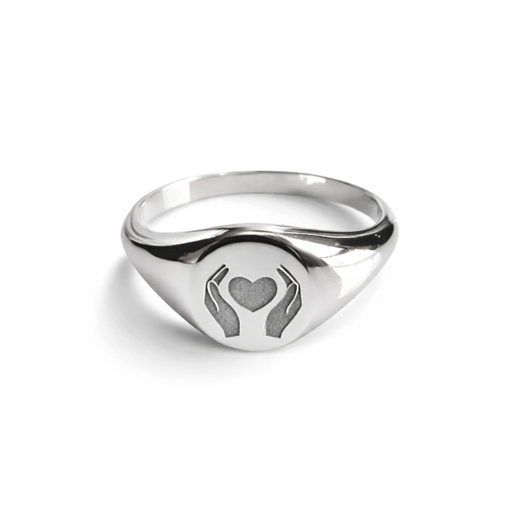 Un Cuore, Mille Sguardi — Anello Love Handheld