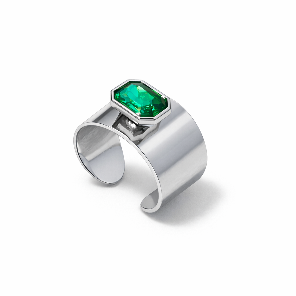 Anello "Cuore Verde" — Natura, carattere e stile in un solo gesto