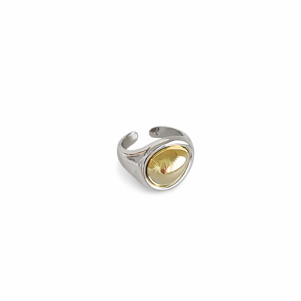 Anello "Contrasto Vivo" — Due anime, una sola presenza