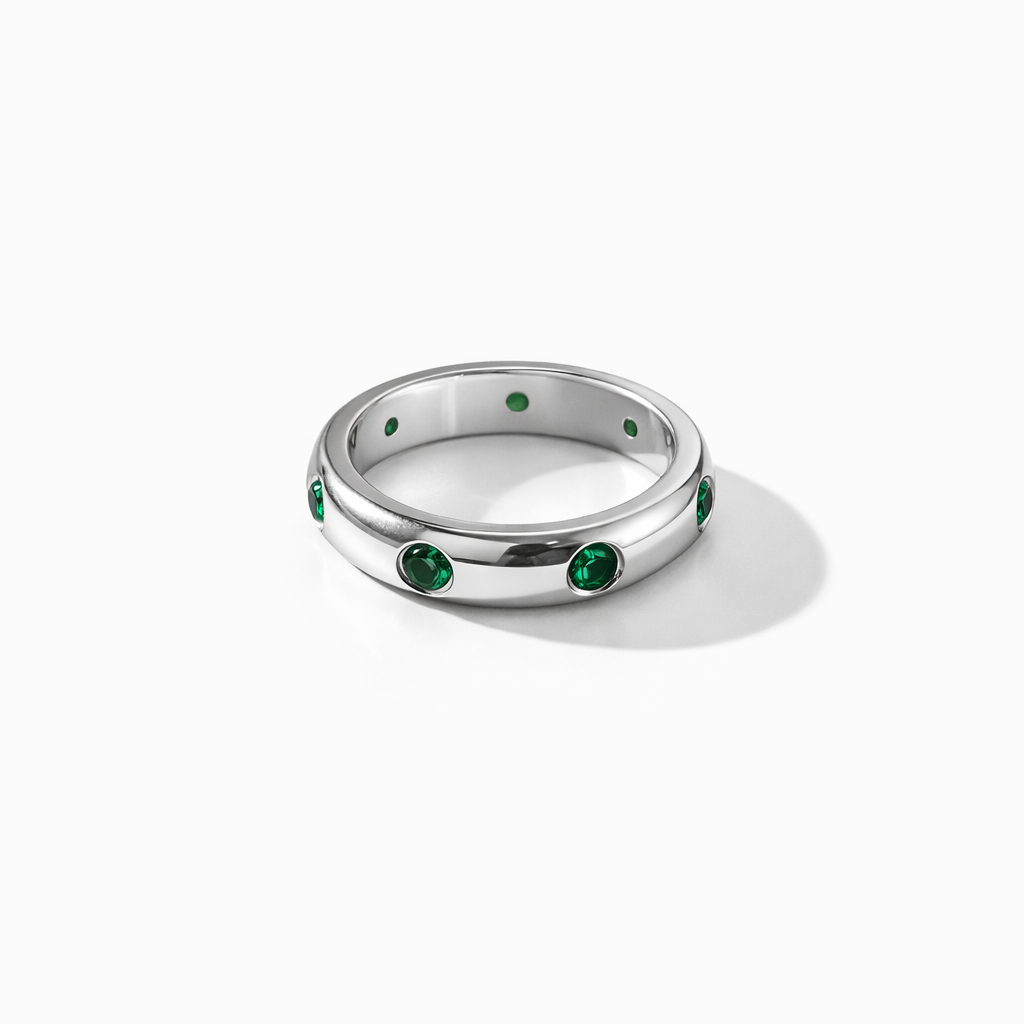 Anello “Eleganza Italiana” — La raffinatezza dell’argento 925