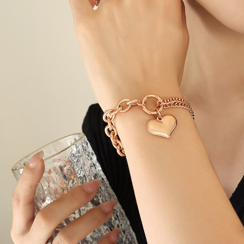 Love Link Bracelet - Un Simbolo d'Amore Indistruttibile