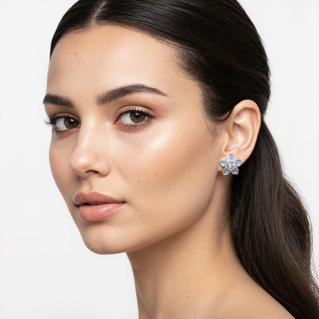 Petali di Cristallo Celeste - Orecchini Floreali in Quarzo Blu