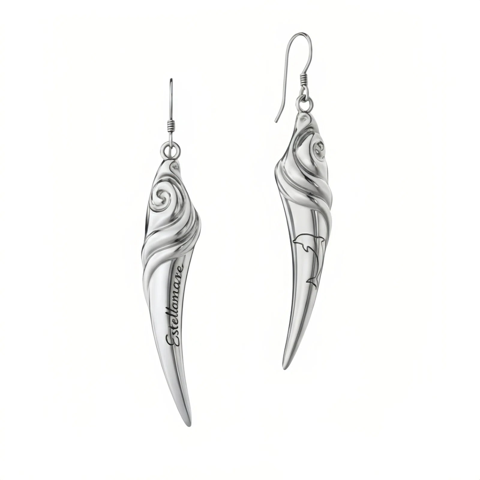 "Ali d’Argento" – Orecchini scultorei con incisioni simboliche