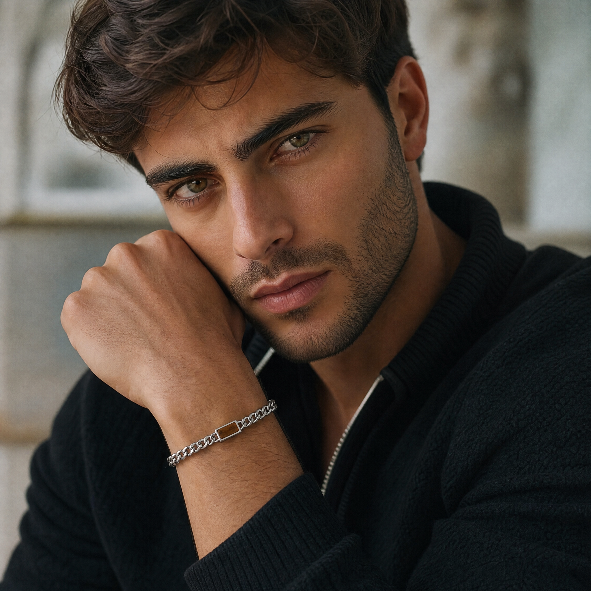 Il Bracciale che Porta il Peso dell'Amore