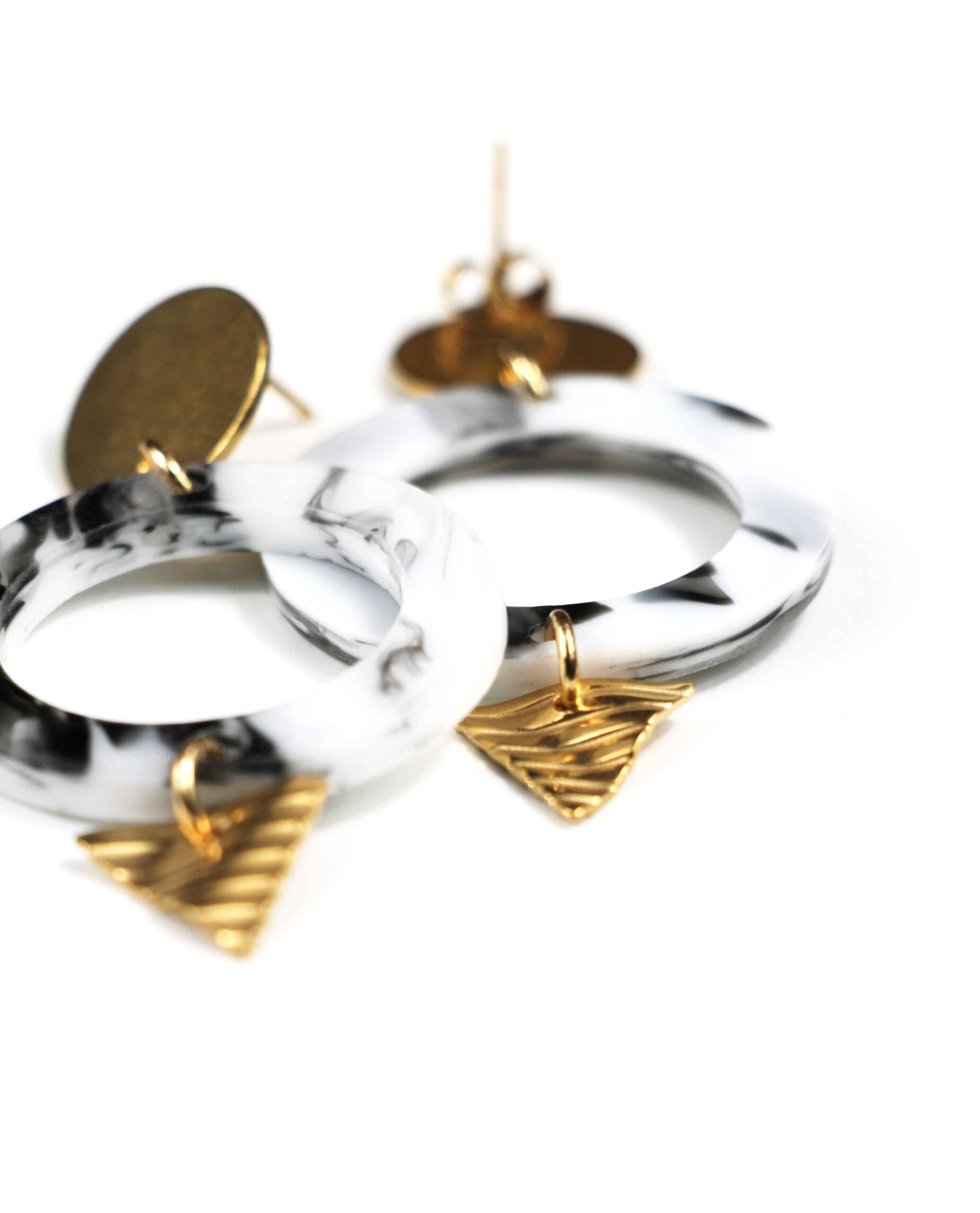 ORECCHINI CERCHIO BIANCO E NERO