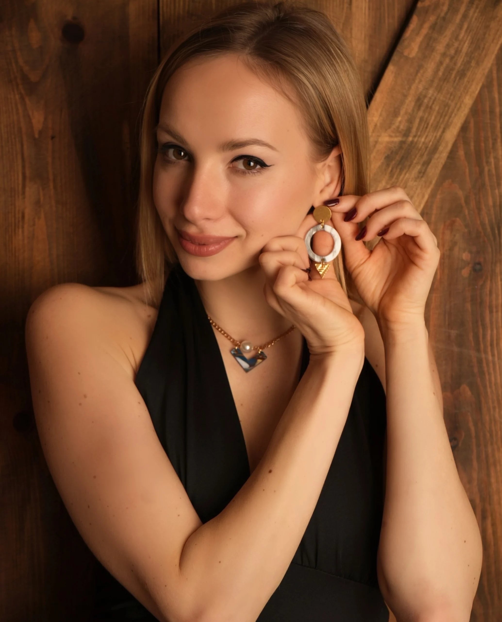 ORECCHINI CERCHIO BIANCO E NERO